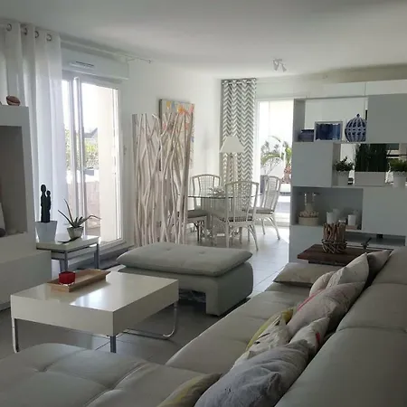 Appartement-terrasse Solarium Ste-maxime سانت ماكسيم