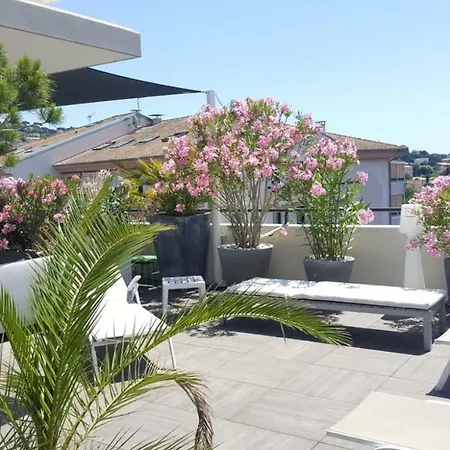 Appartement-terrasse Solarium Ste-maxime سانت ماكسيم