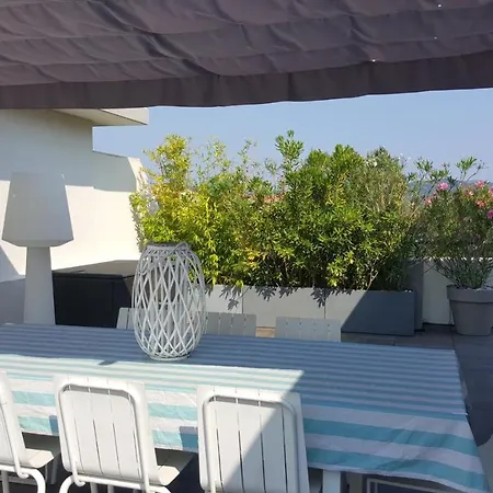 شقة Appartement-terrasse Solarium Ste-maxime